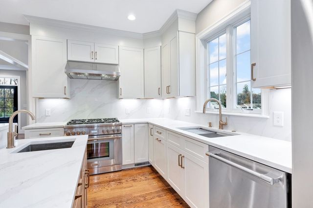 18 Powder House Lane 5, Walpole, MA 02032