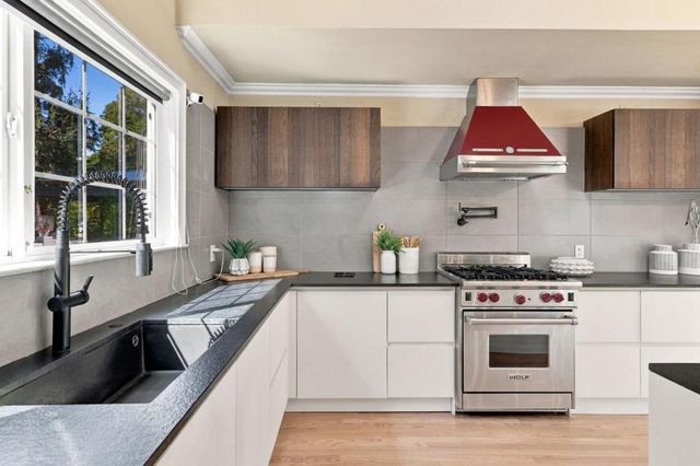 1172 Millbrae Avenue, Millbrae, CA 94030