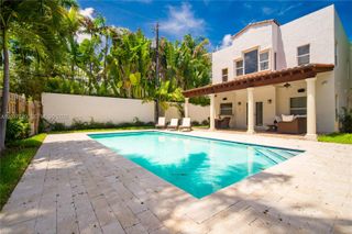 3514 Crystal Ct, Miami, FL 33133