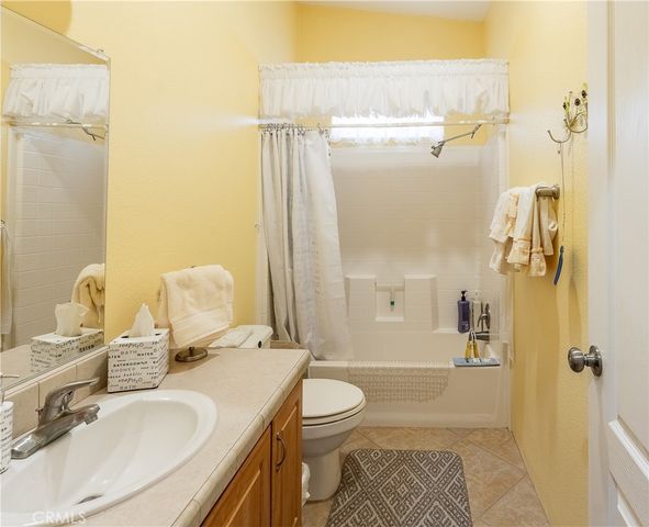 1253 coral Avenue, Thermal, CA 92274