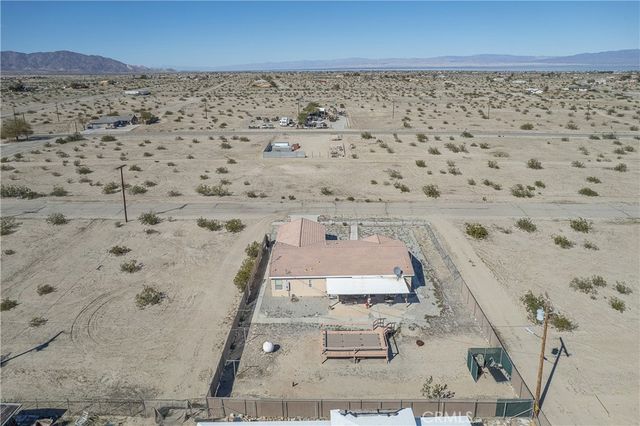 1253 coral Avenue, Thermal, CA 92274