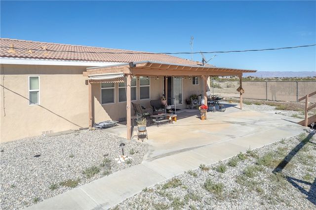1253 coral Avenue, Thermal, CA 92274