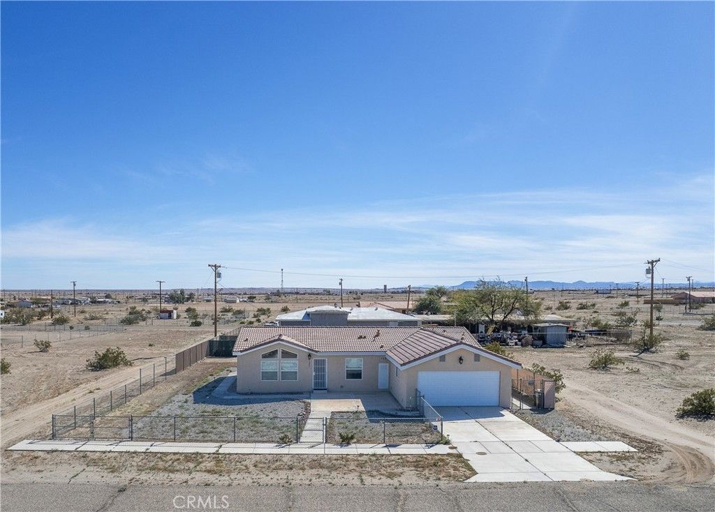 1253 coral Avenue, Thermal, CA 92274
