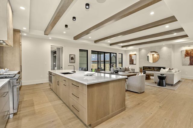 5390 Maple Drive, Lewis Center, OH 43035