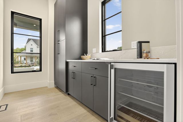 5390 Maple Drive, Lewis Center, OH 43035