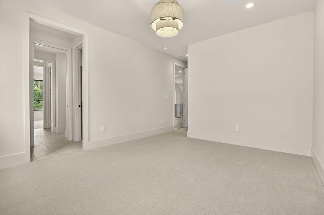 5390 Maple Drive, Lewis Center, OH 43035