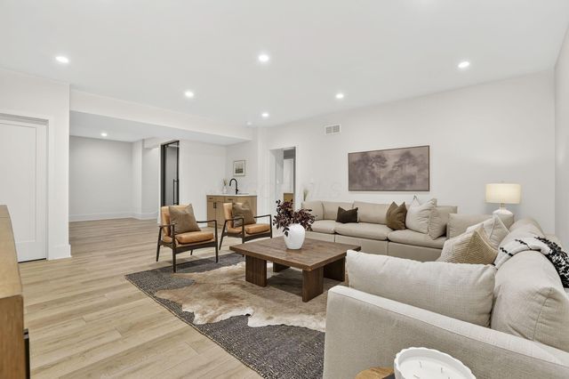 5390 Maple Drive, Lewis Center, OH 43035