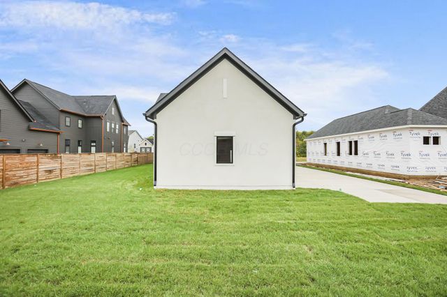 5390 Maple Drive, Lewis Center, OH 43035