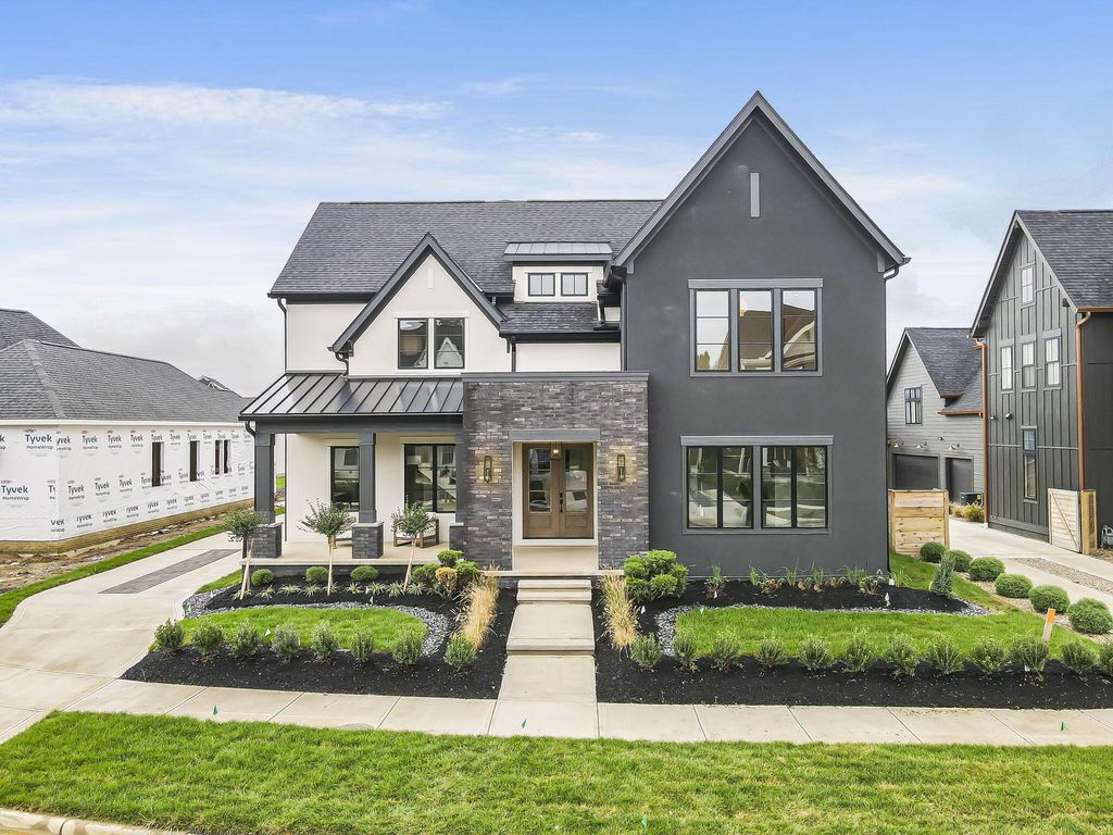 5390 Maple Drive, Lewis Center, OH 43035