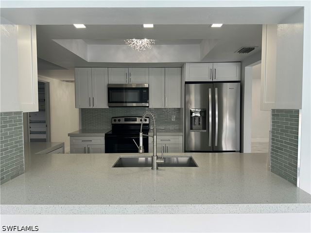 101 Edward AVE, Lehigh Acres, FL 33936