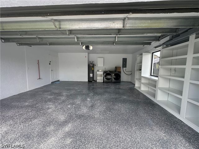 101 Edward AVE, Lehigh Acres, FL 33936