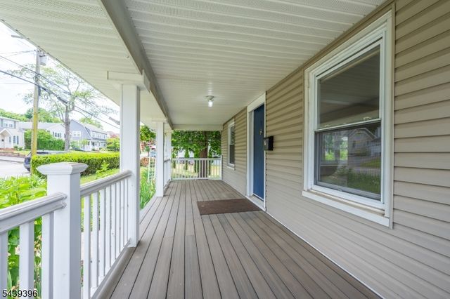 81 Lane Avenue, West Caldwell Twp., NJ 07006