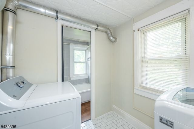 81 Lane Avenue, West Caldwell Twp., NJ 07006