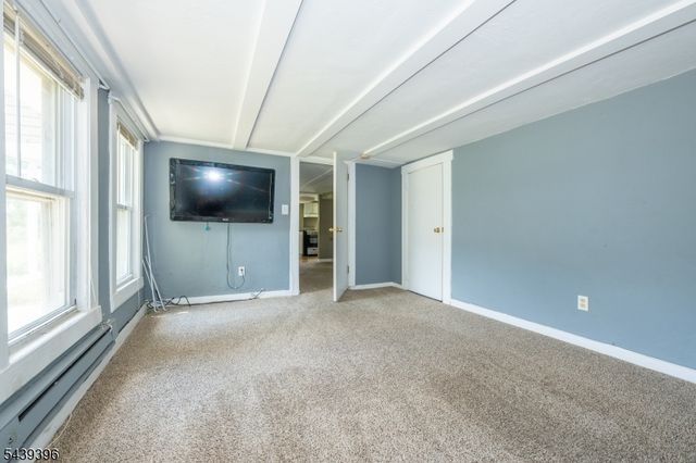 81 Lane Avenue, West Caldwell Twp., NJ 07006