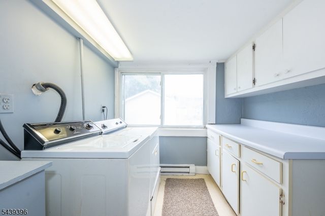 81 Lane Avenue, West Caldwell Twp., NJ 07006