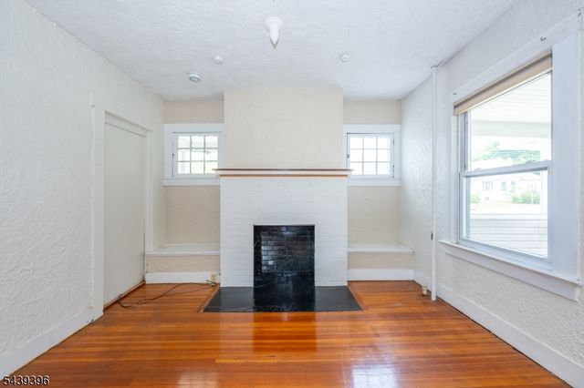 81 Lane Avenue, West Caldwell Twp., NJ 07006