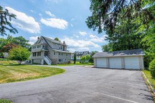 81 Lane Avenue, West Caldwell Twp., NJ 07006