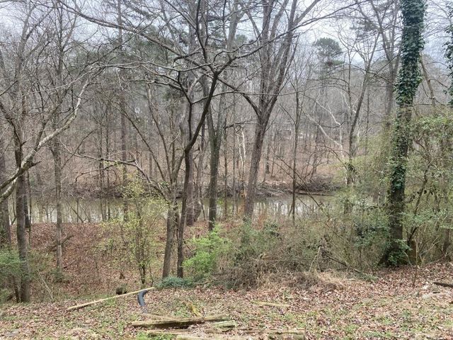 3958 Cotswold SW Drive, Lilburn, GA 30047