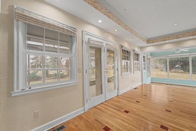 310 Emerald Point Drive, Springdale, AR 72764