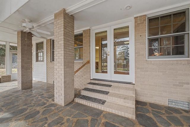 310 Emerald Point Drive, Springdale, AR 72764