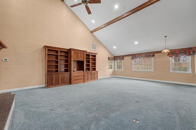 310 Emerald Point Drive, Springdale, AR 72764