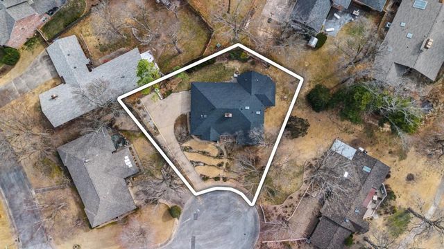 310 Emerald Point Drive, Springdale, AR 72764