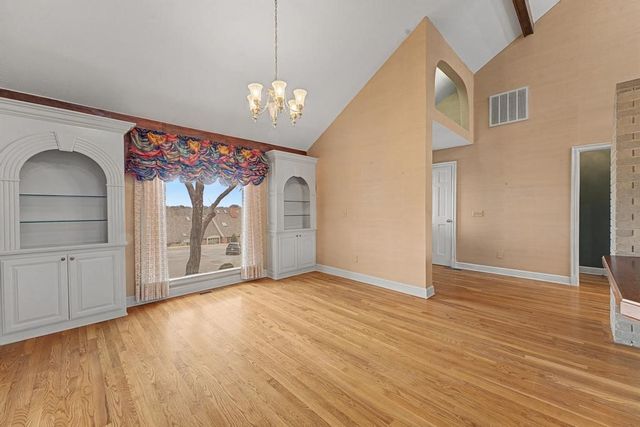 310 Emerald Point Drive, Springdale, AR 72764