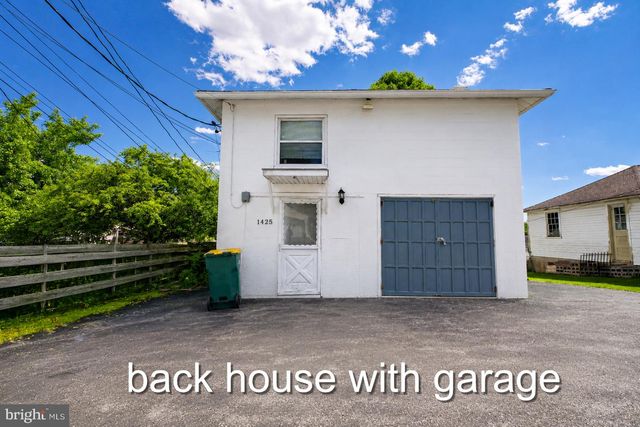 1425 HARDING AVE, Hershey, PA 17033