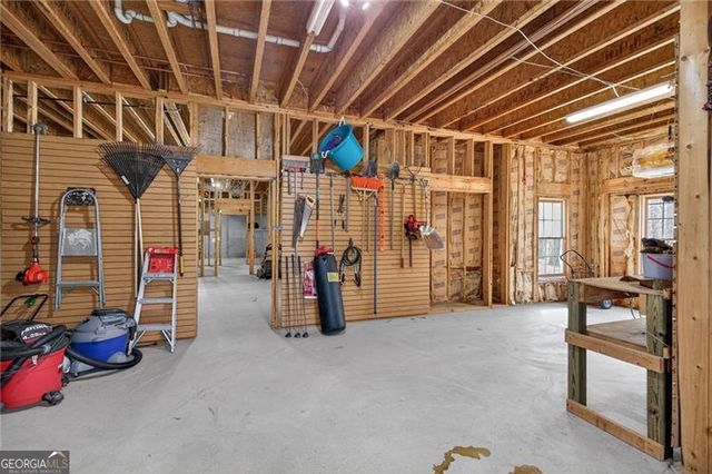 5935 Double Birch, Douglasville, GA 30135