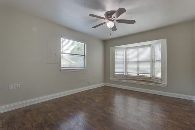 209 Case Street, Weatherford, TX 76086