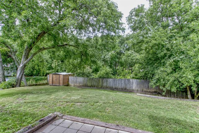 209 Case Street, Weatherford, TX 76086