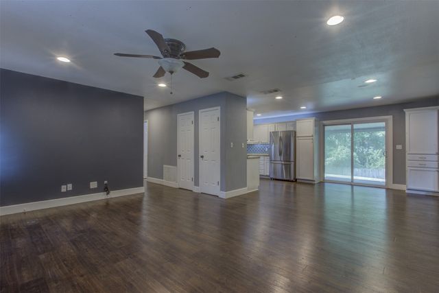 209 Case Street, Weatherford, TX 76086