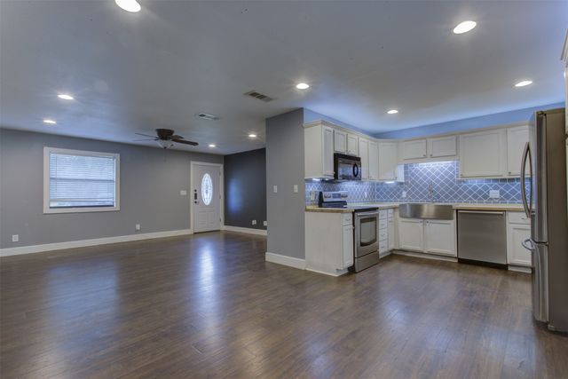 209 Case Street, Weatherford, TX 76086