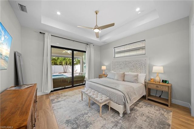 828 100th AVE N, Naples, FL 34108