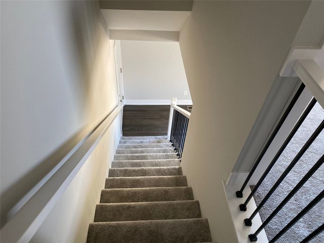 911 SW Springfield Drive, Ankeny, IA 50023