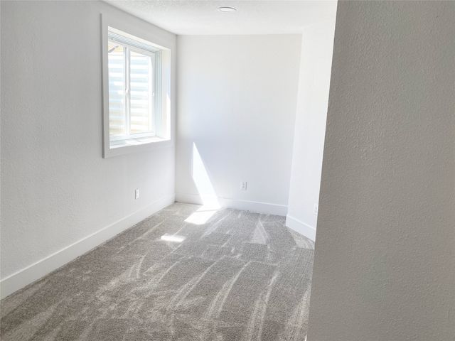 911 SW Springfield Drive, Ankeny, IA 50023