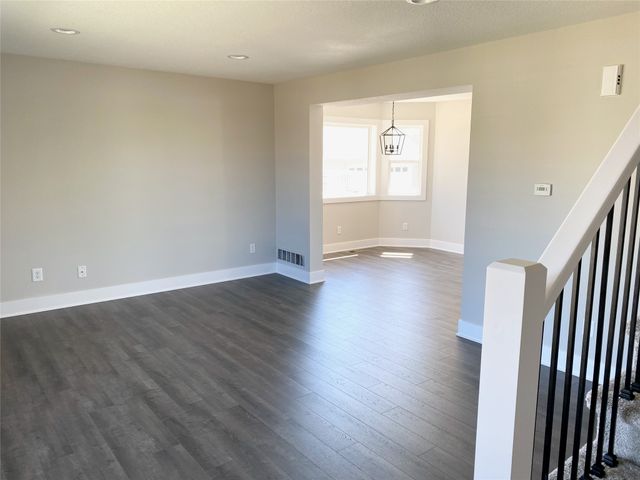 911 SW Springfield Drive, Ankeny, IA 50023