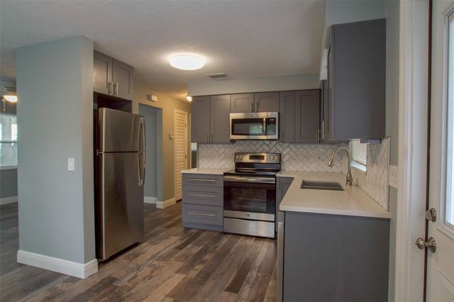 715 BAY STREET, Dunedin, FL 34698