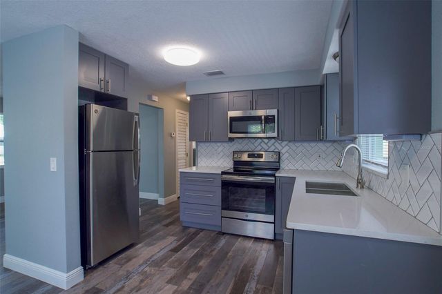 715 BAY STREET, Dunedin, FL 34698