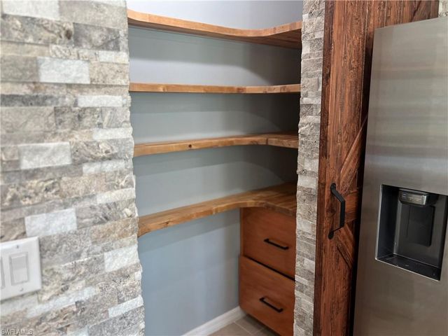 10293 Silver Pond LN, Lehigh Acres, FL 33936