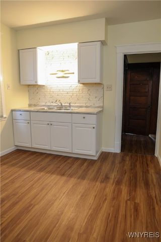 17 Eller Avenue, Buffalo, NY 14211