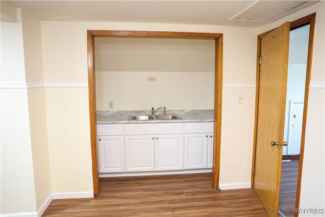 17 Eller Avenue, Buffalo, NY 14211