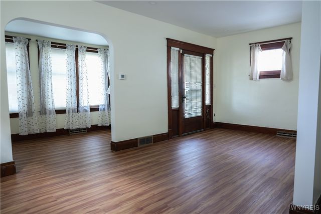 17 Eller Avenue, Buffalo, NY 14211