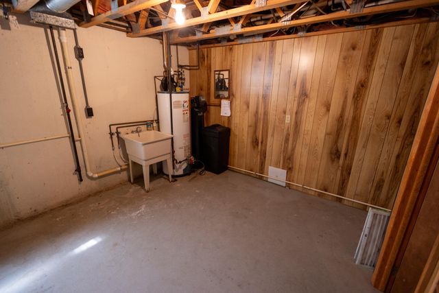 330 Johnson Street, Edmore, MI 48829
