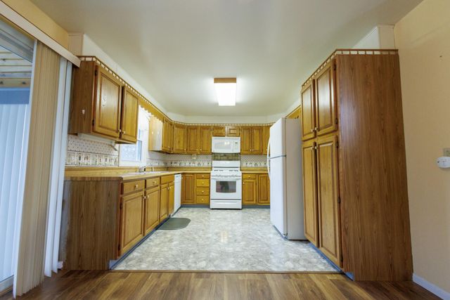 330 Johnson Street, Edmore, MI 48829