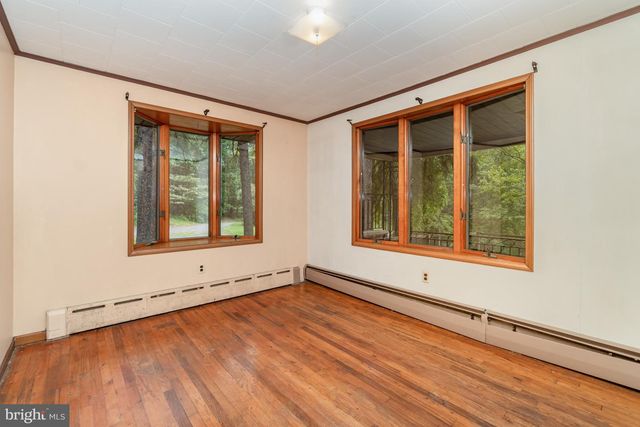 199 S STATE RD, Barnesville, PA 18214