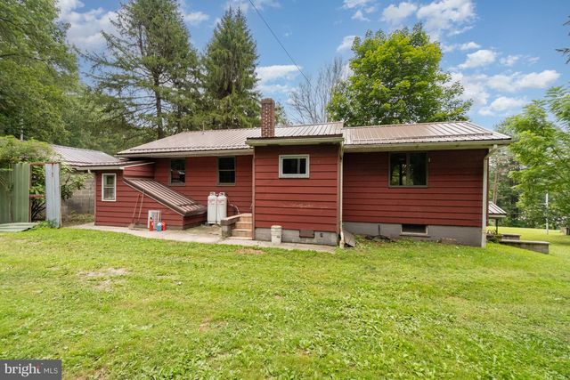 199 S STATE RD, Barnesville, PA 18214