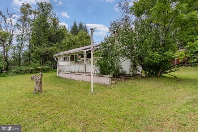 199 S STATE RD, Barnesville, PA 18214