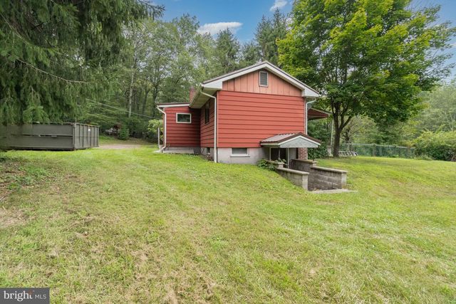 199 S STATE RD, Barnesville, PA 18214