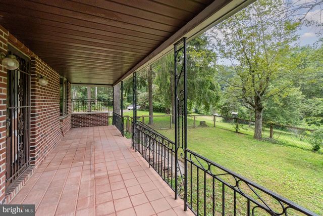 199 S STATE RD, Barnesville, PA 18214